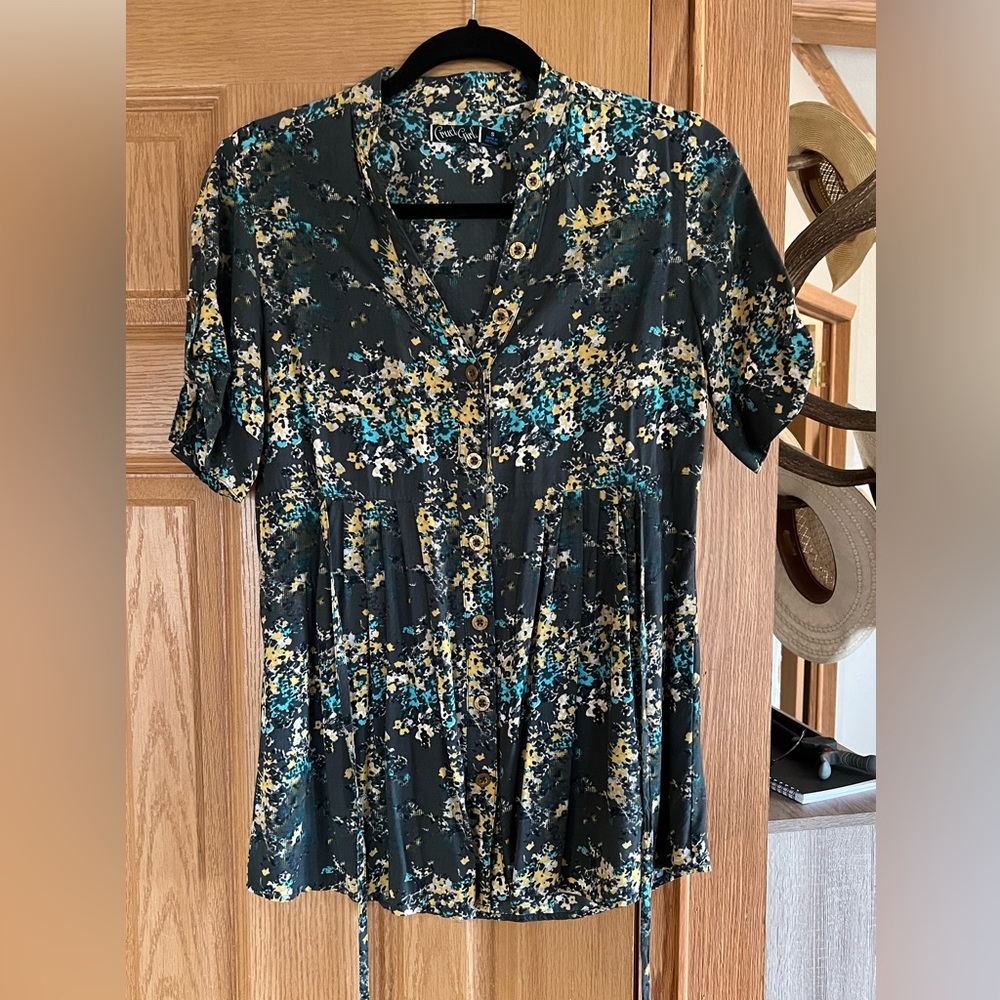 Cruel Girl women’s button blouse Small